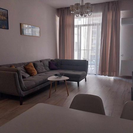 Sol'S M2 White Modern Apartments Tbilisi Exterior foto