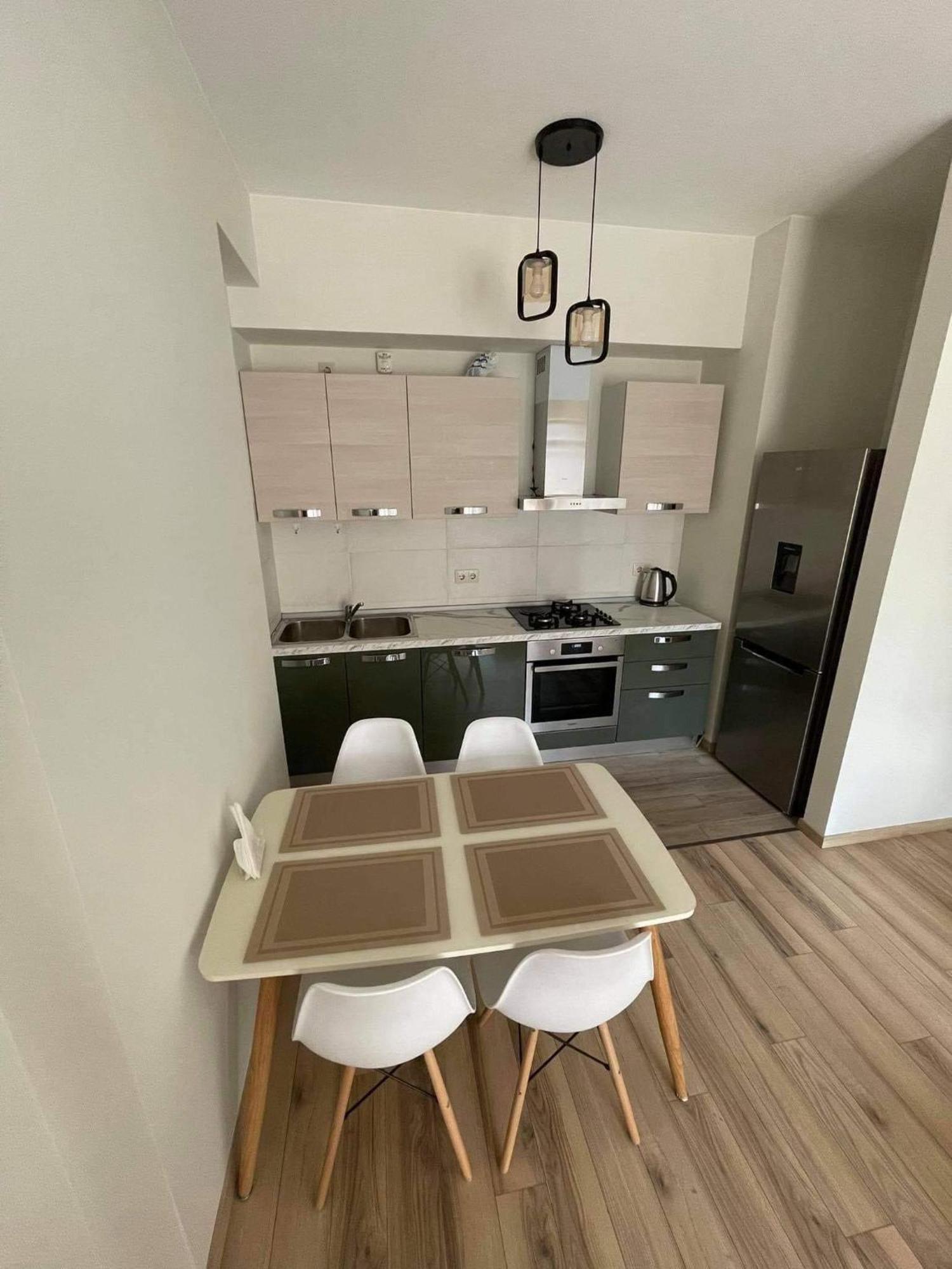Sol'S M2 White Modern Apartments Tbilisi Exterior foto
