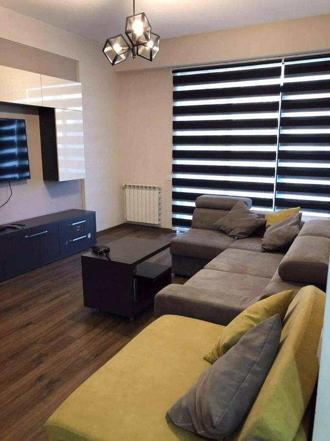 Sol'S M2 White Modern Apartments Tbilisi Exterior foto
